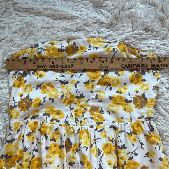 Pins and Needles Size L Yellow Floral Strapless Balloon lined Dress with Pockets - Picture 10 of 15